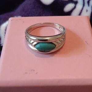 Ross-Simons Silver Ring with Turquoise Accent (Size 8) 925